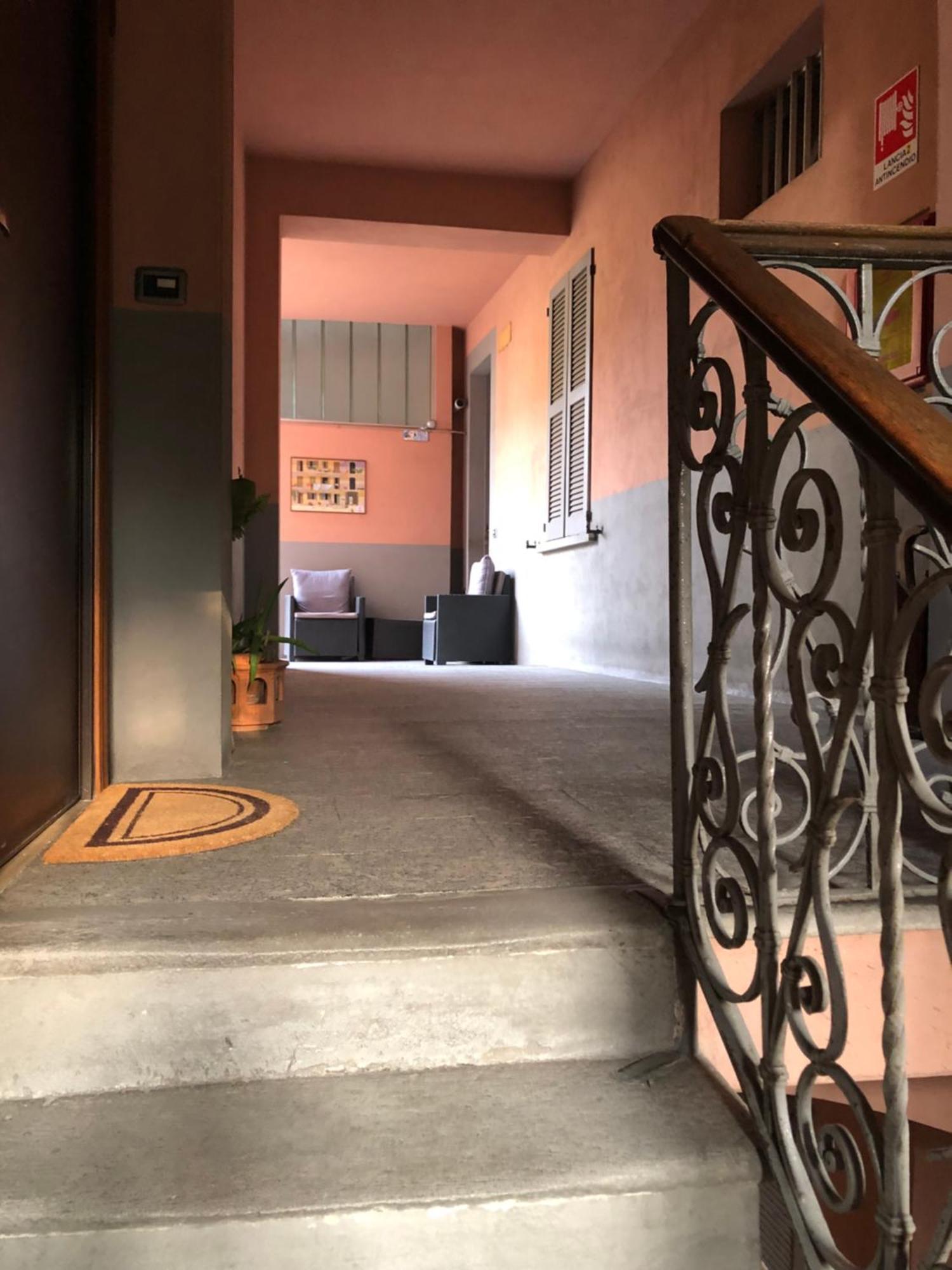 Sawasdee 37 Daire Monza Dış mekan fotoğraf