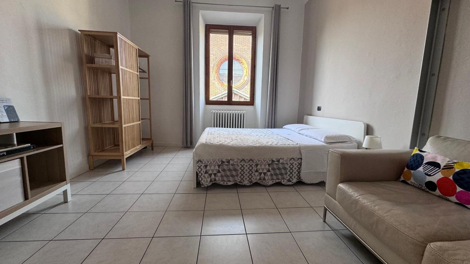 Sawasdee 37 Daire Monza Dış mekan fotoğraf